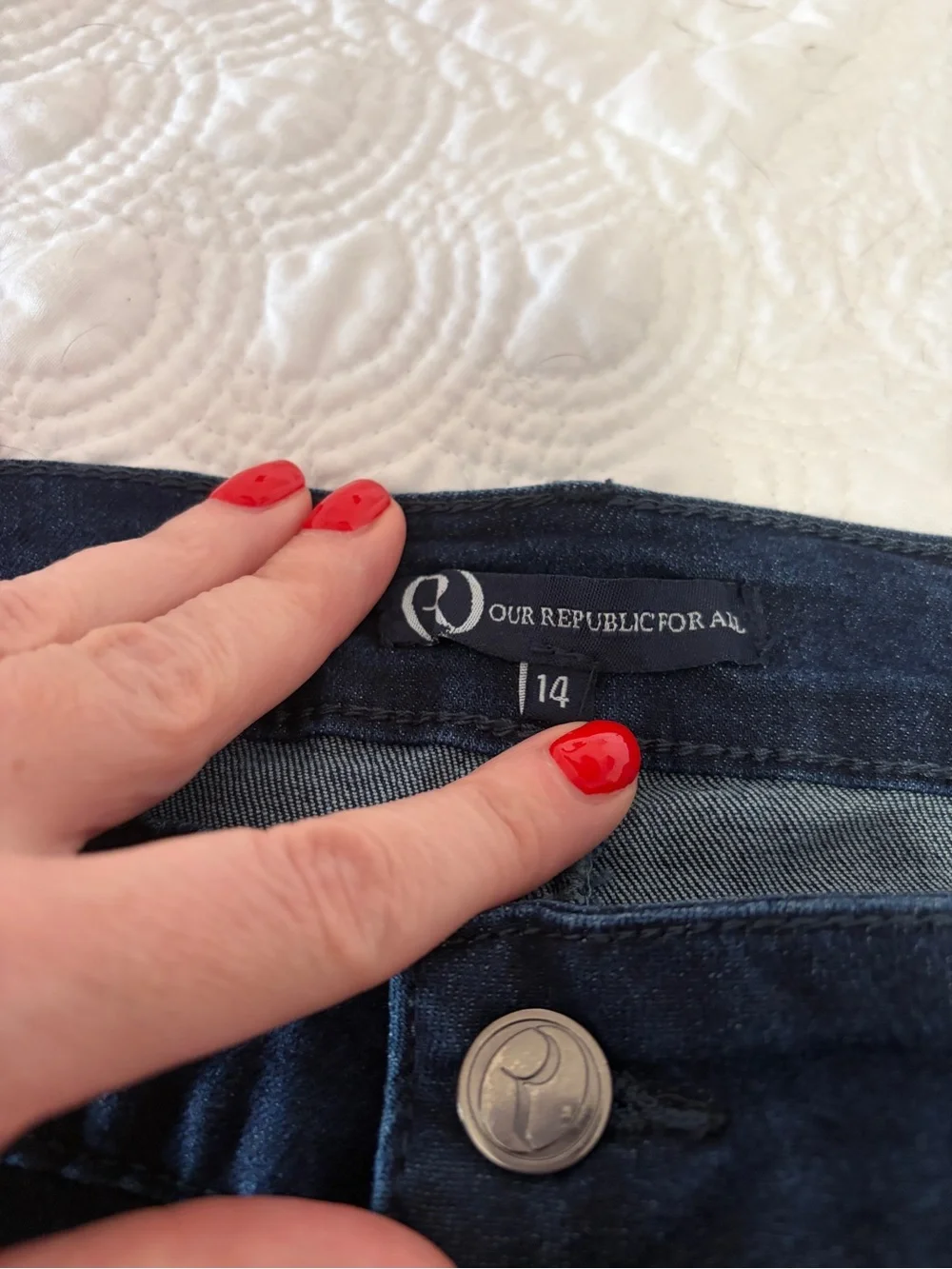 Women's Wide-Leg Dark Blue Jeans - Flared Silhouette